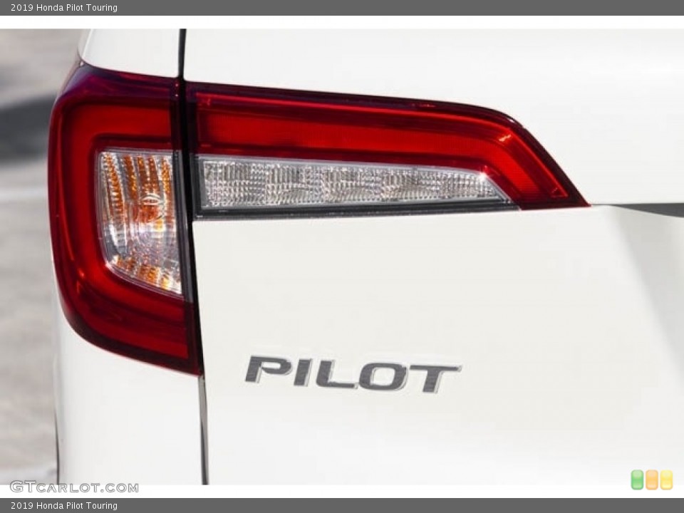 2019 Honda Pilot Custom Badge and Logo Photo #130839330
