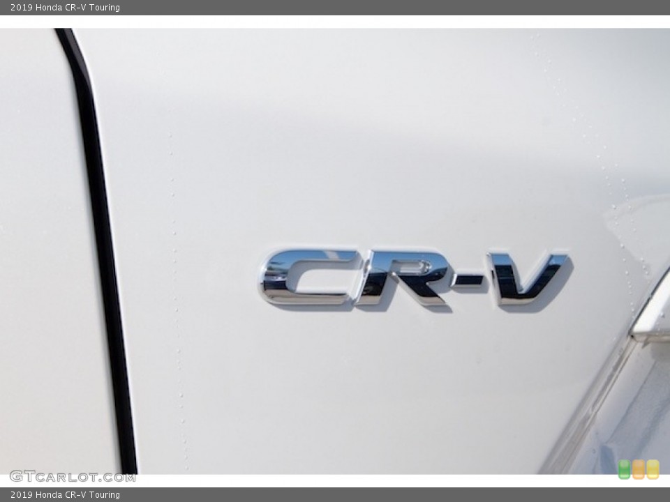 2019 Honda CR-V Custom Badge and Logo Photo #131070302