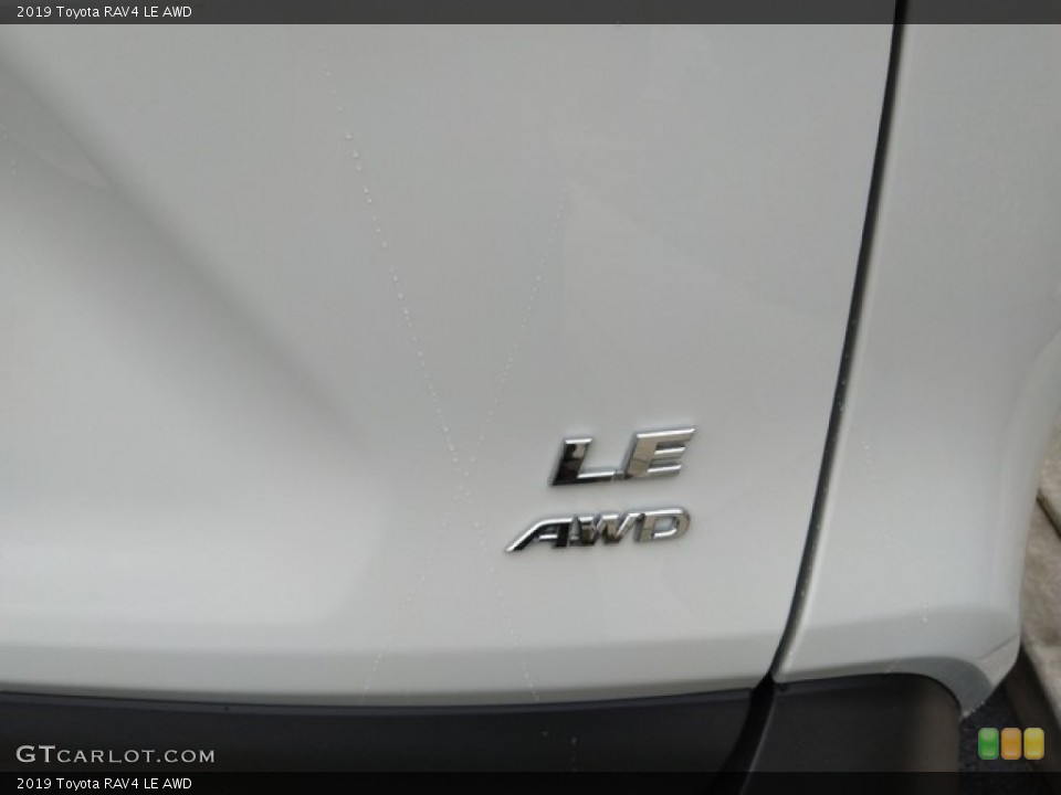 2019 Toyota RAV4 Custom Badge and Logo Photo #131214104
