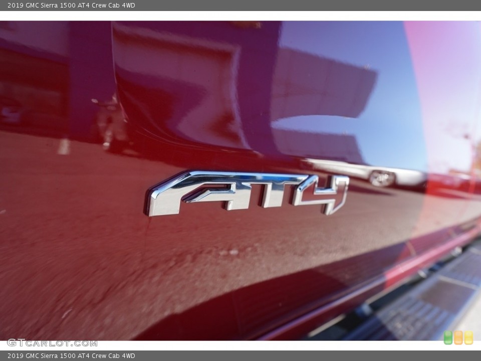 2019 GMC Sierra 1500 Custom Badge and Logo Photo #131406867