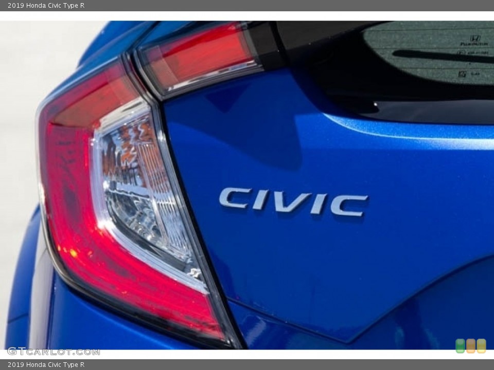 2019 Honda Civic Custom Badge and Logo Photo #131642534
