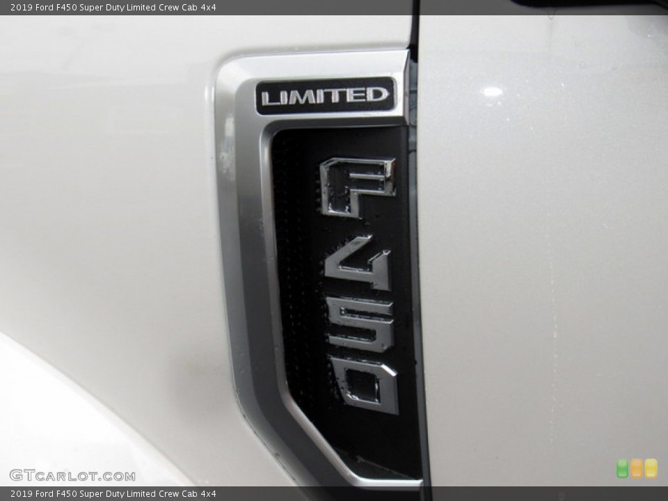 2019 Ford F450 Super Duty Badges and Logos