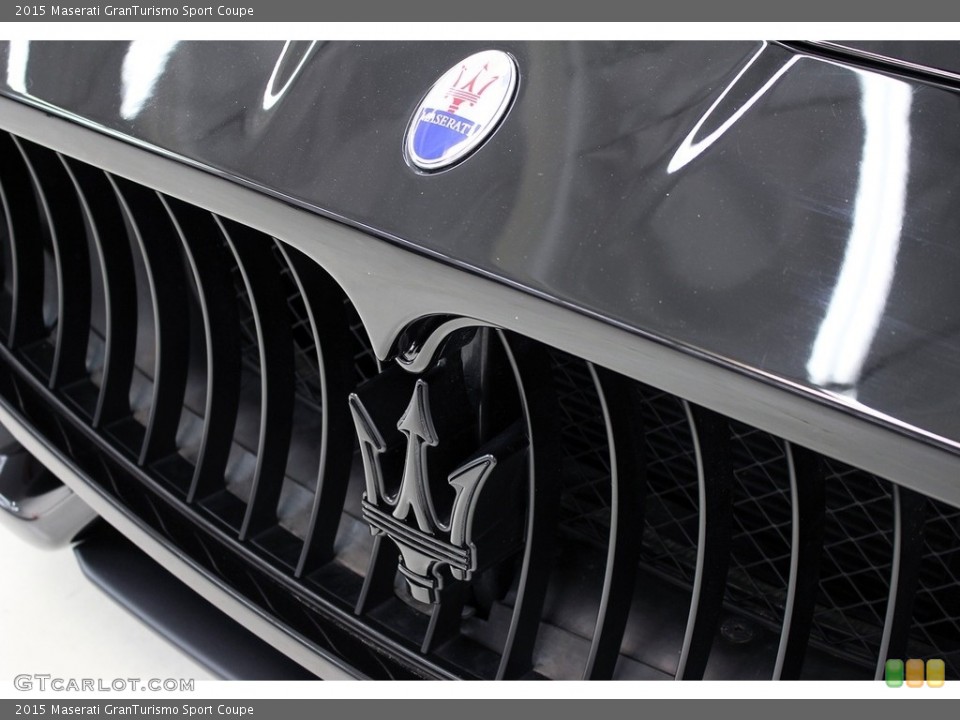 2015 Maserati GranTurismo Badges and Logos