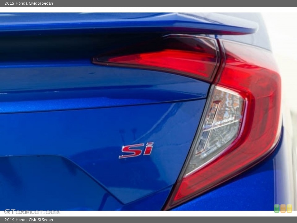 2019 Honda Civic Badges and Logos