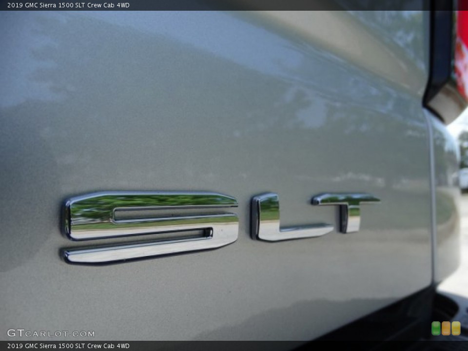 2019 GMC Sierra 1500 Custom Badge and Logo Photo #133198333