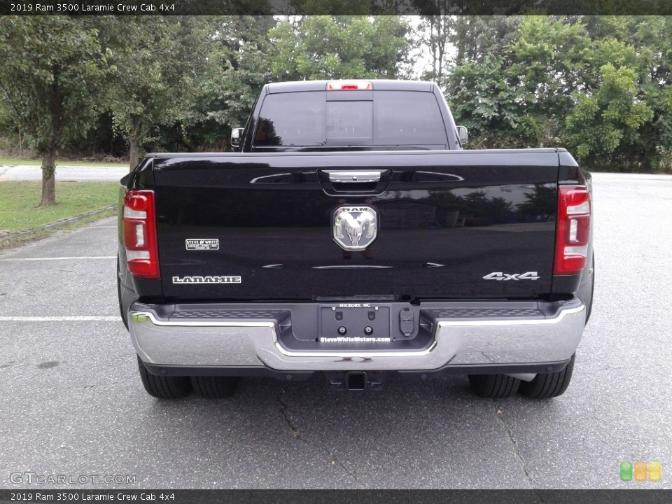 2019 Ram 3500 Badges and Logos