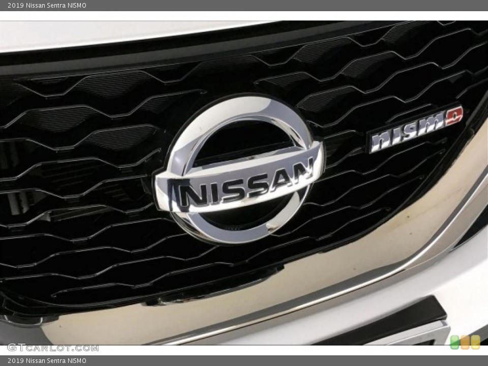 2019 Nissan Sentra Badges and Logos