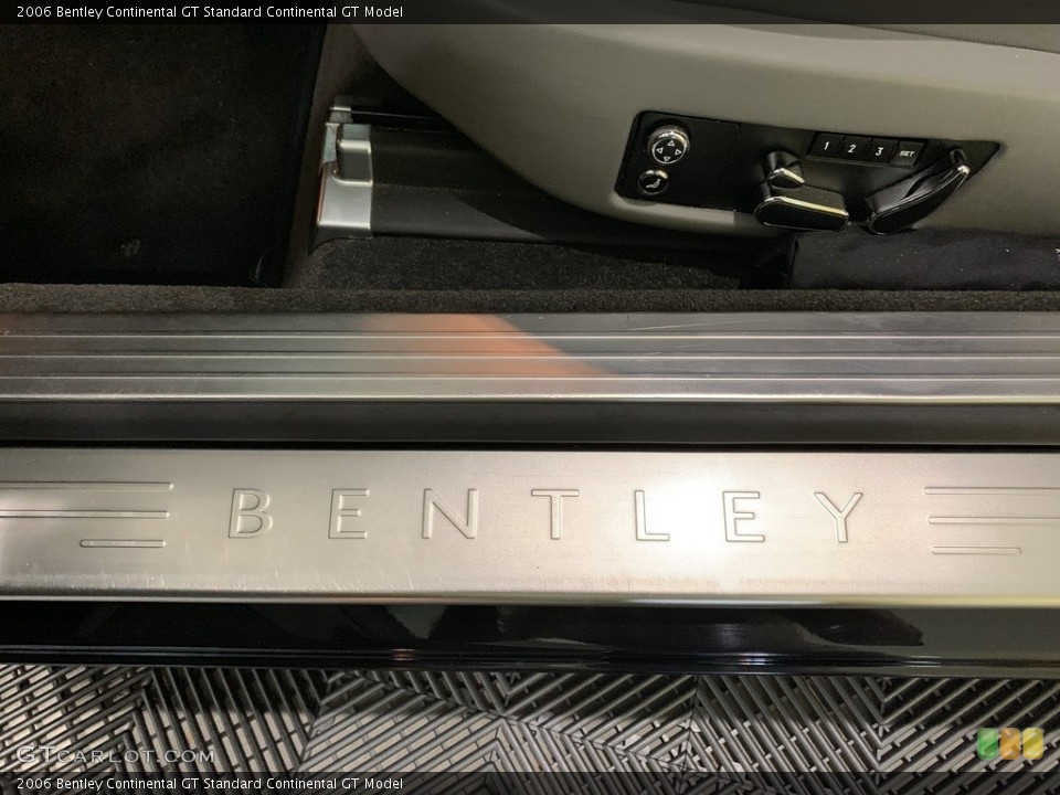 2006 Bentley Continental GT Badges and Logos