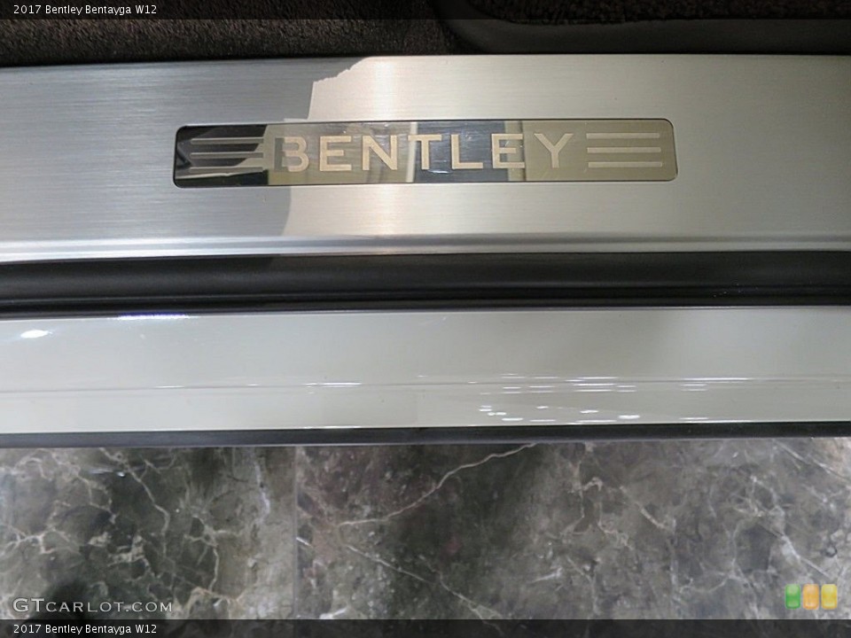 2017 Bentley Bentayga Badges and Logos