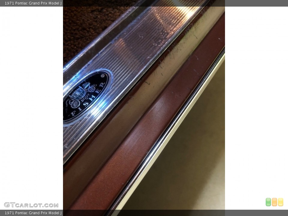 1971 Pontiac Grand Prix Custom Badge and Logo Photo #138513343
