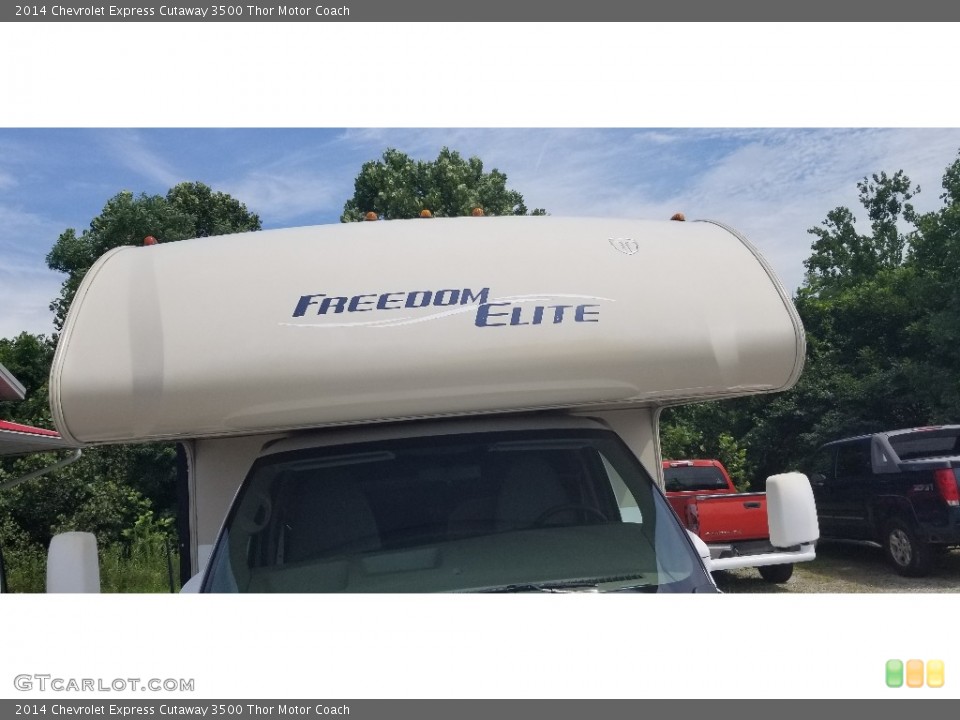 2014 Chevrolet Express Cutaway Badges and Logos