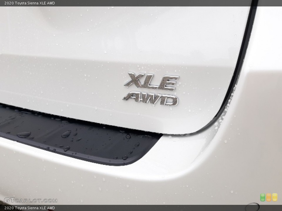 2020 Toyota Sienna Custom Badge and Logo Photo #139195492