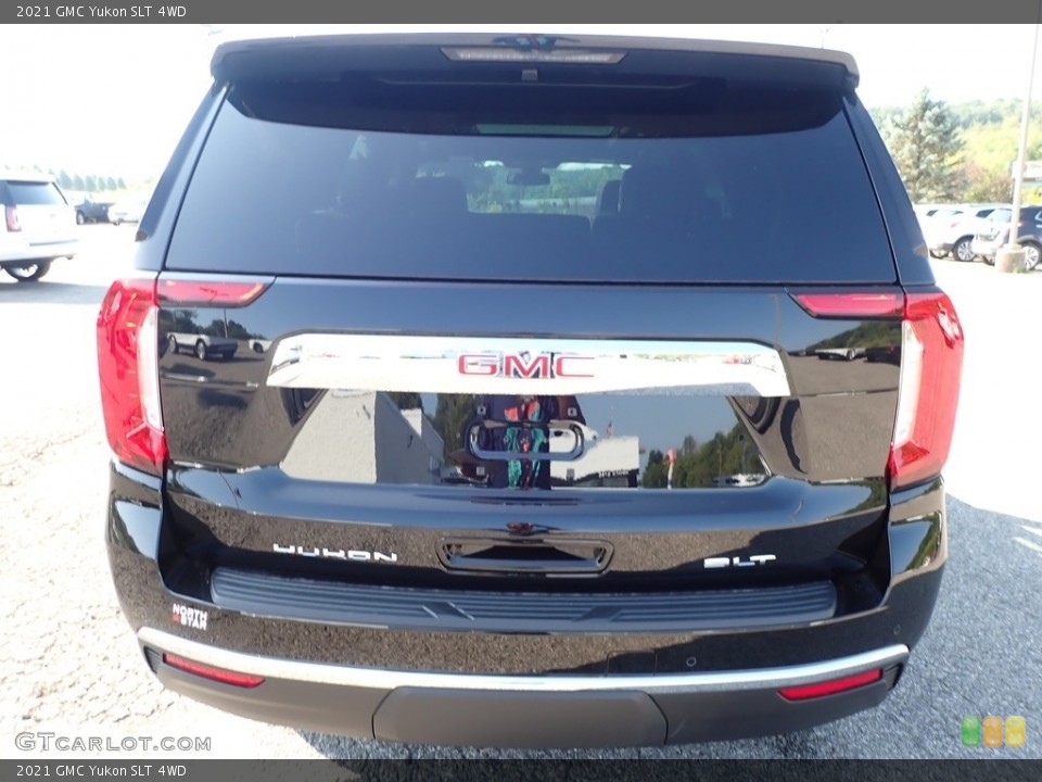 2021 GMC Yukon Custom Badge and Logo Photo #139321121