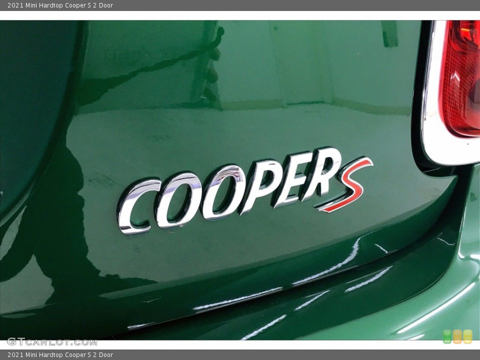 2021 Mini Hardtop Custom Badge and Logo Photo #139463060