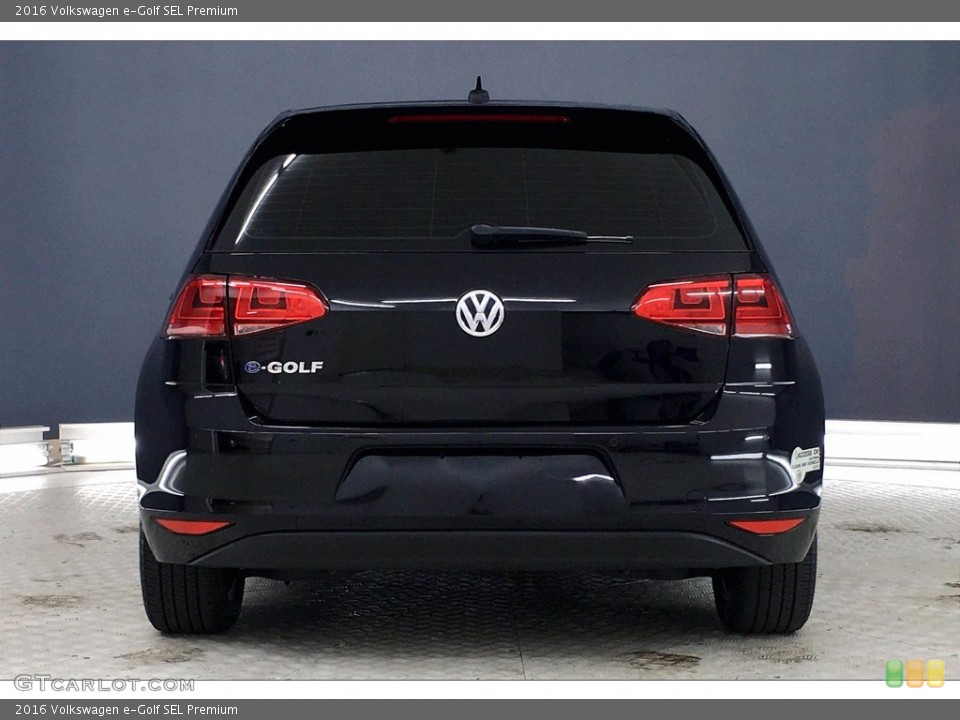 2016 Volkswagen e-Golf Custom Badge and Logo Photo #139500814