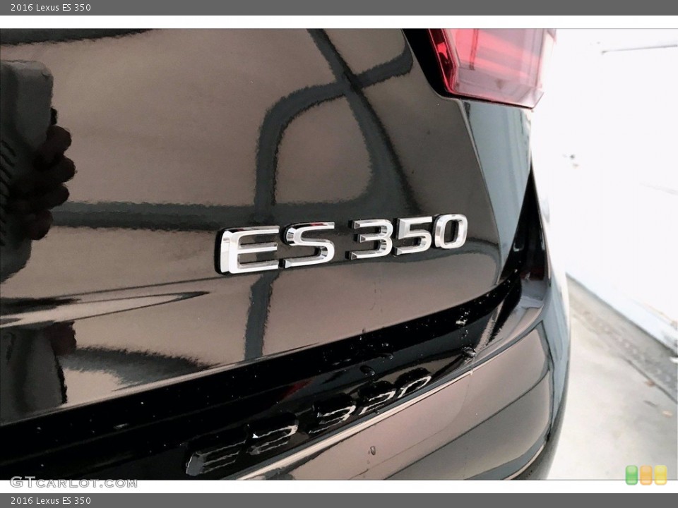 2016 Lexus ES Custom Badge and Logo Photo #139523901