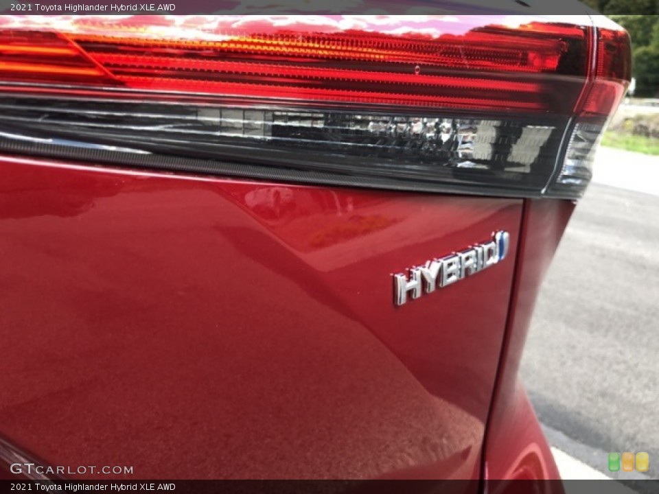 2021 Toyota Highlander Custom Badge and Logo Photo #139735524