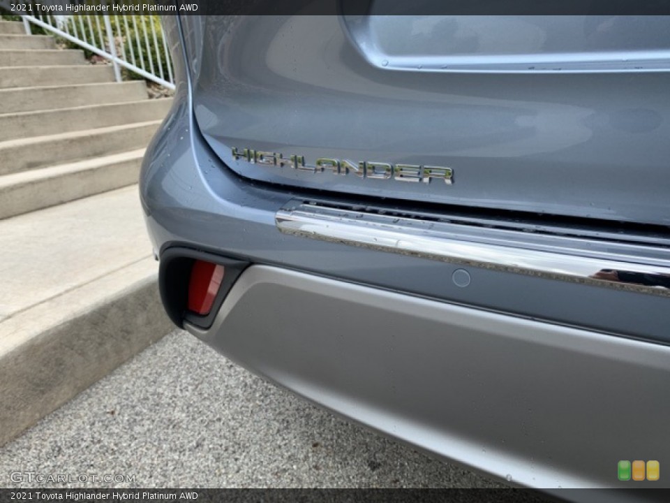 2021 Toyota Highlander Custom Badge and Logo Photo #139751921