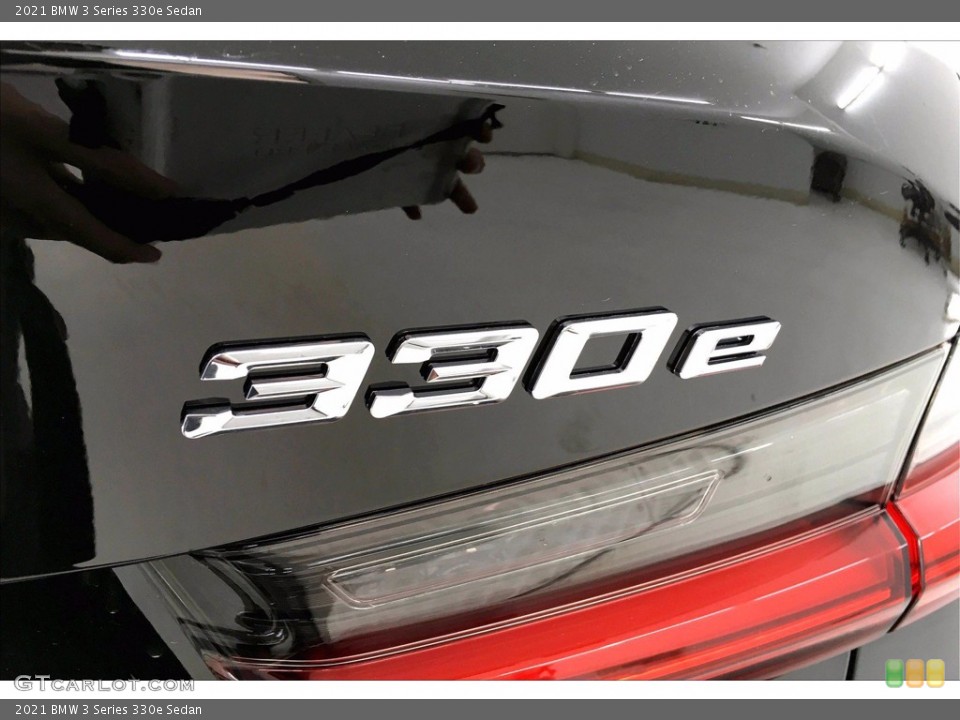 2021 BMW 3 Series Custom Badge and Logo Photo #139914356