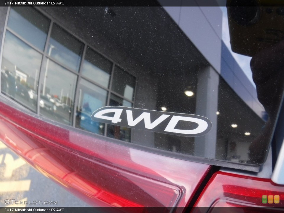 2017 Mitsubishi Outlander Badges and Logos