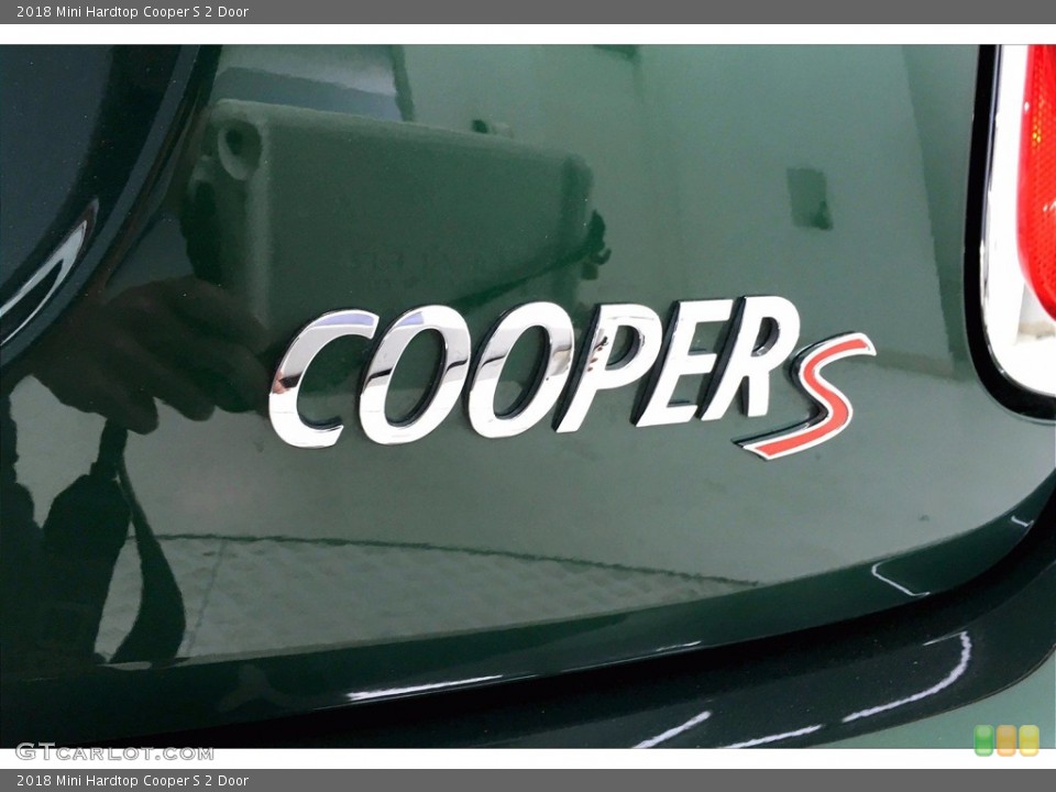 2018 Mini Hardtop Custom Badge and Logo Photo #140232327