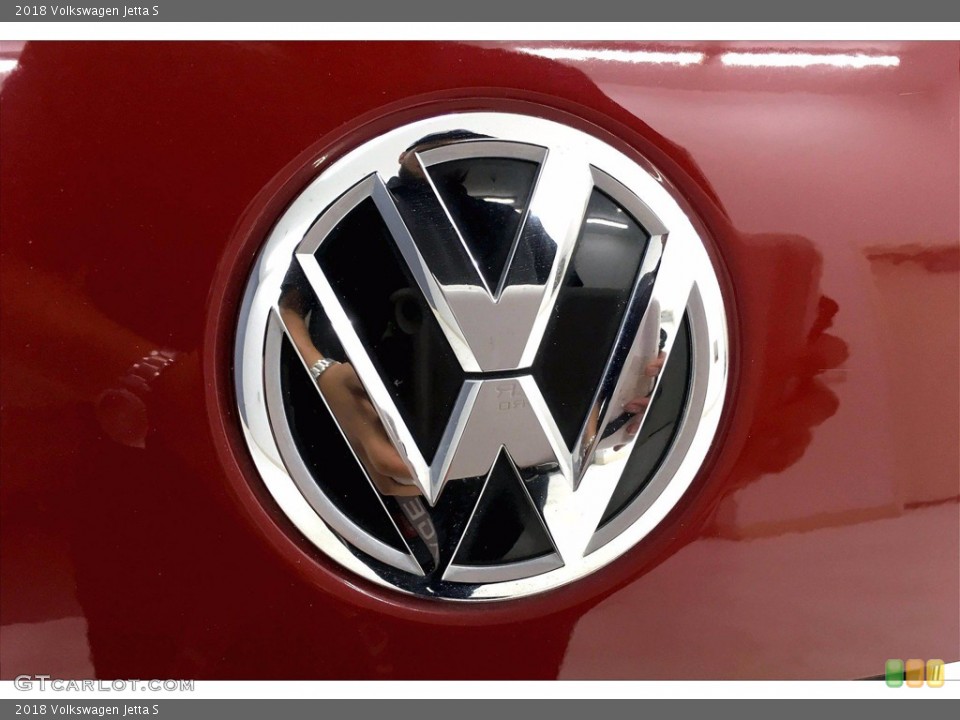 2018 Volkswagen Jetta Badges and Logos