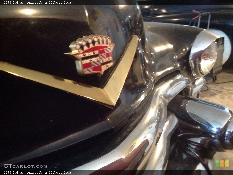 1953 Cadillac Fleetwood Badges and Logos