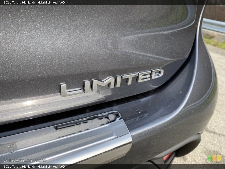2021 Toyota Highlander Custom Badge and Logo Photo #140542872