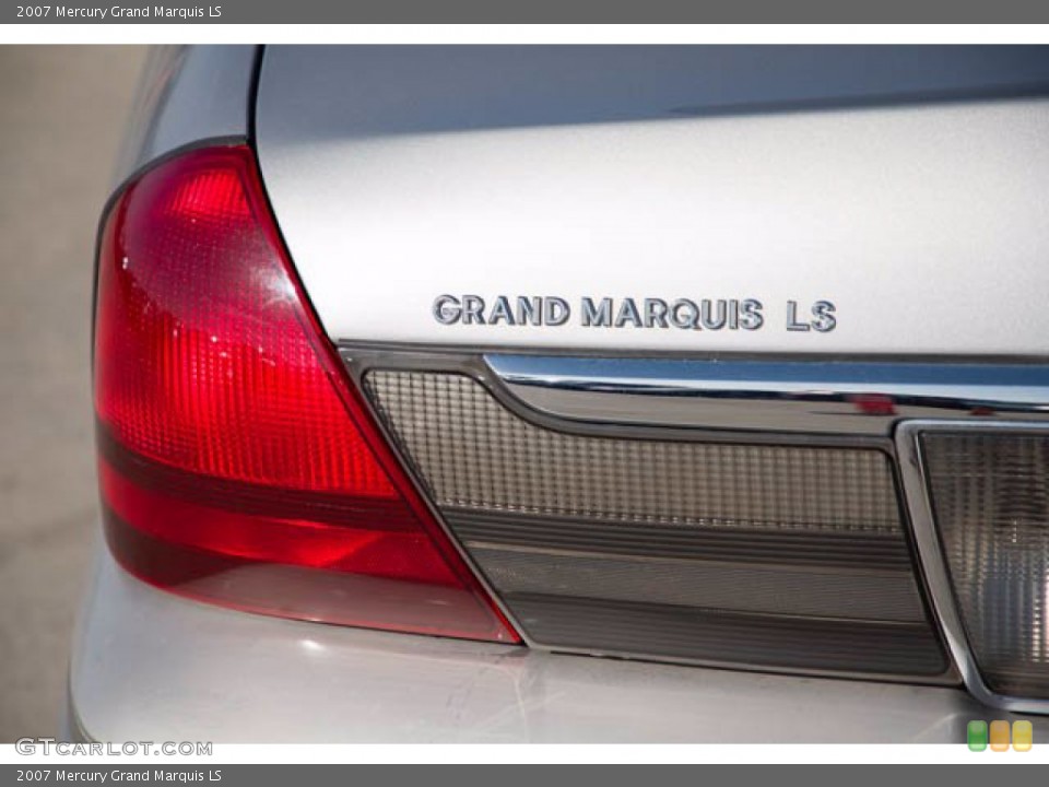 2007 Mercury Grand Marquis Badges and Logos