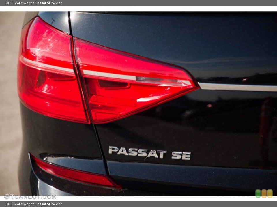 2016 Volkswagen Passat Badges and Logos