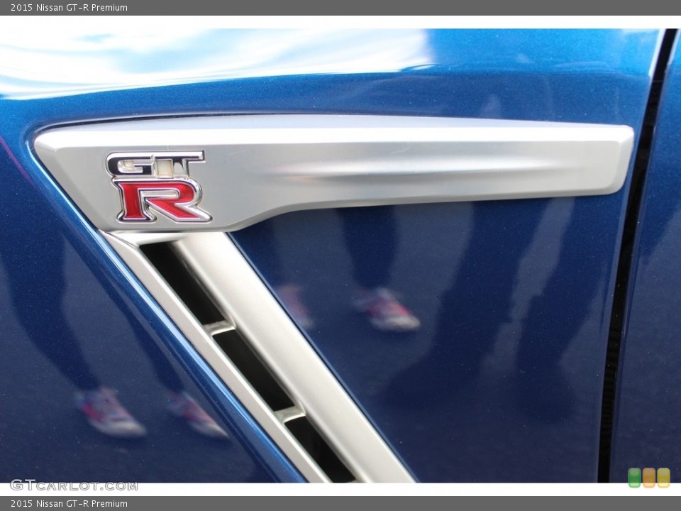2015 Nissan GT-R Custom Badge and Logo Photo #140950270