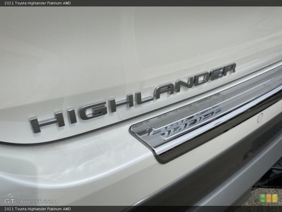 2021 Toyota Highlander Custom Badge and Logo Photo #141491603