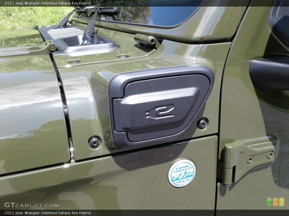2021 Jeep Wrangler Unlimited Custom Badge and Logo Photo #141769394