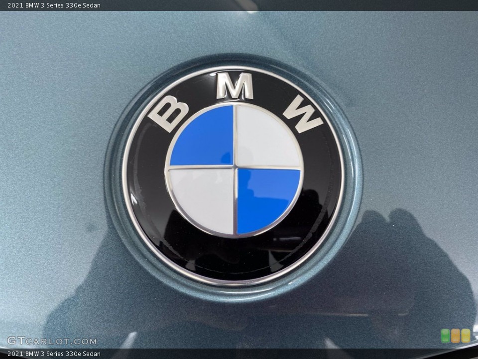 2021 BMW 3 Series Custom Badge and Logo Photo #141950700