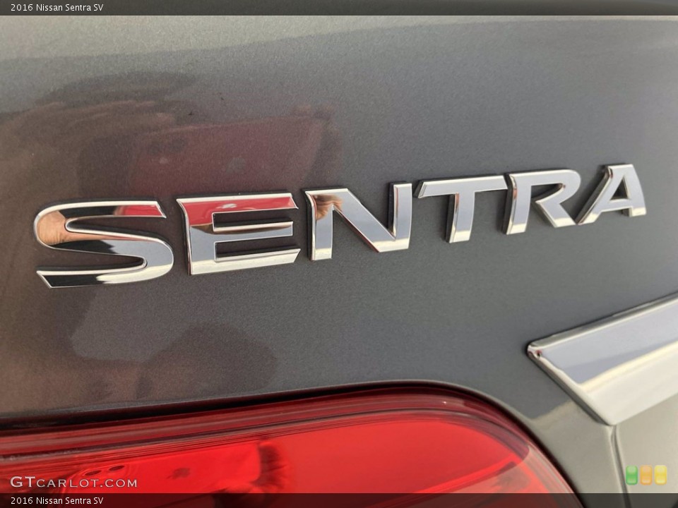 2016 Nissan Sentra Badges and Logos