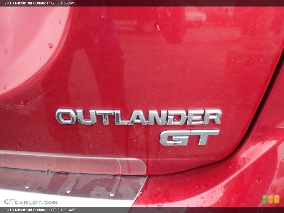 2018 Mitsubishi Outlander Badges and Logos