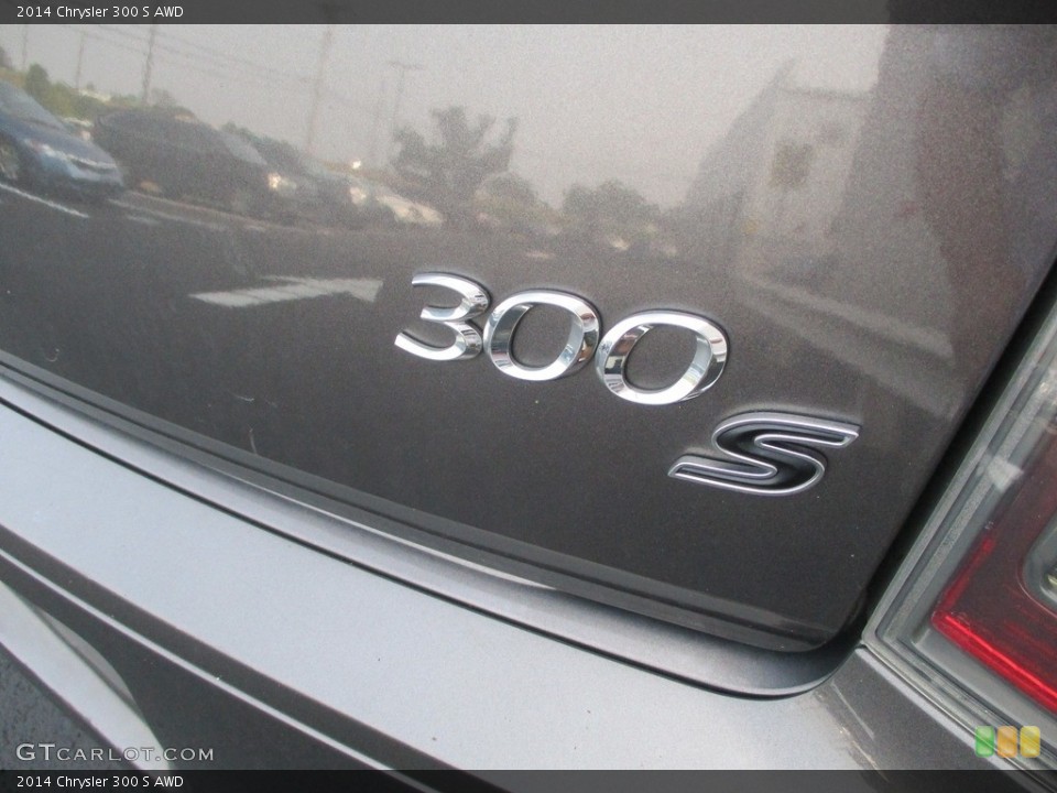 2014 Chrysler 300 Custom Badge and Logo Photo #142485000