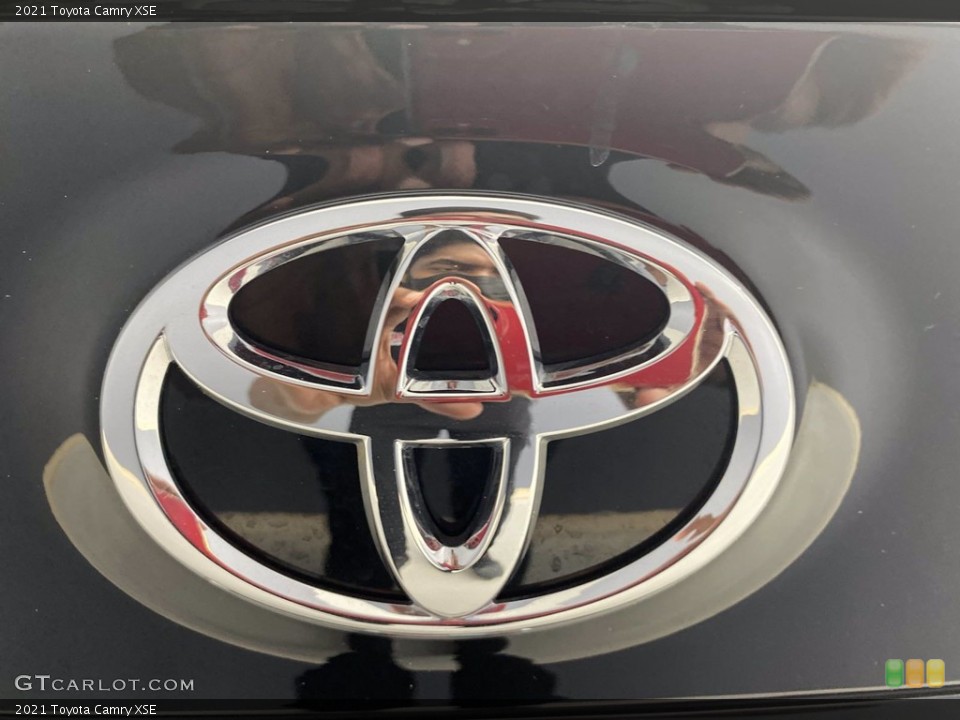 2021 Toyota Camry Custom Badge and Logo Photo #142538697