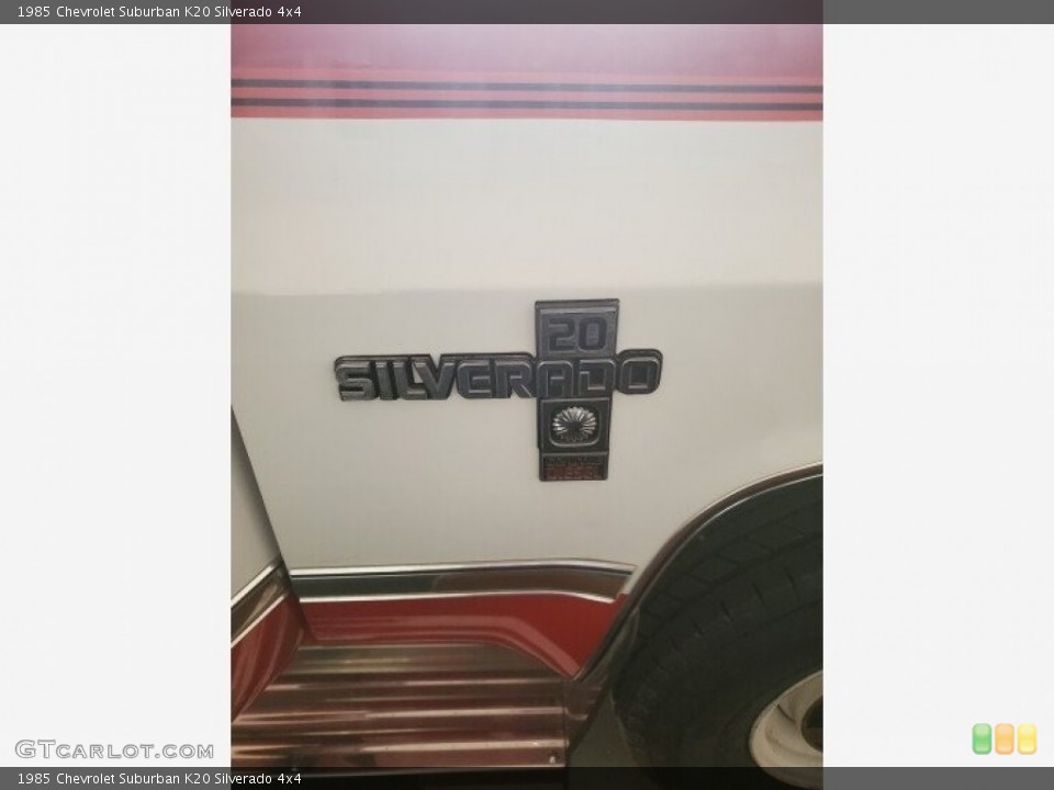 1985 Chevrolet Suburban Badges and Logos