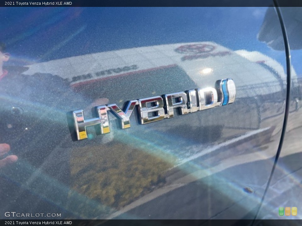 2021 Toyota Venza Custom Badge and Logo Photo #143552097