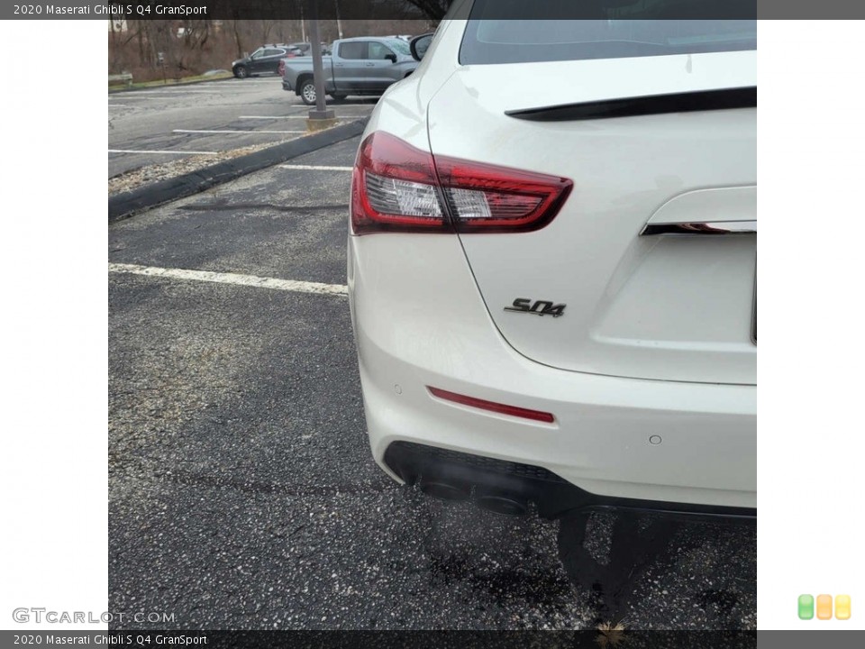 2020 Maserati Ghibli Custom Badge and Logo Photo #143576383