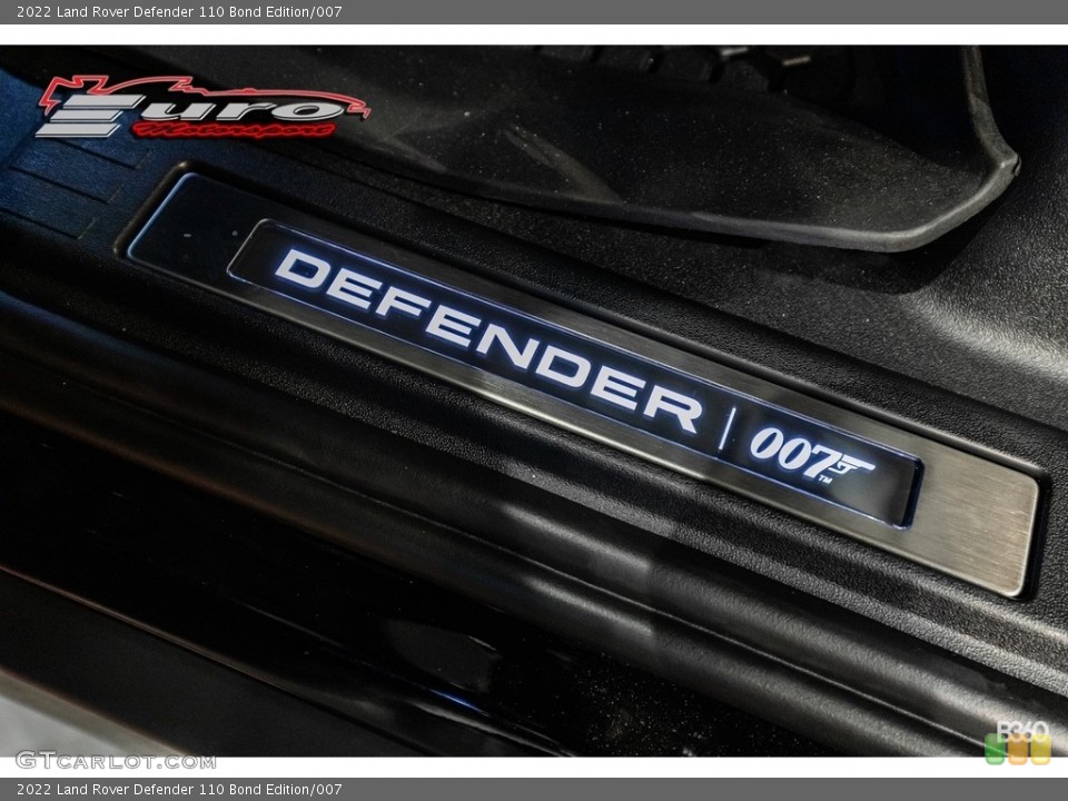 2022 Land Rover Defender Custom Badge and Logo Photo #143708968
