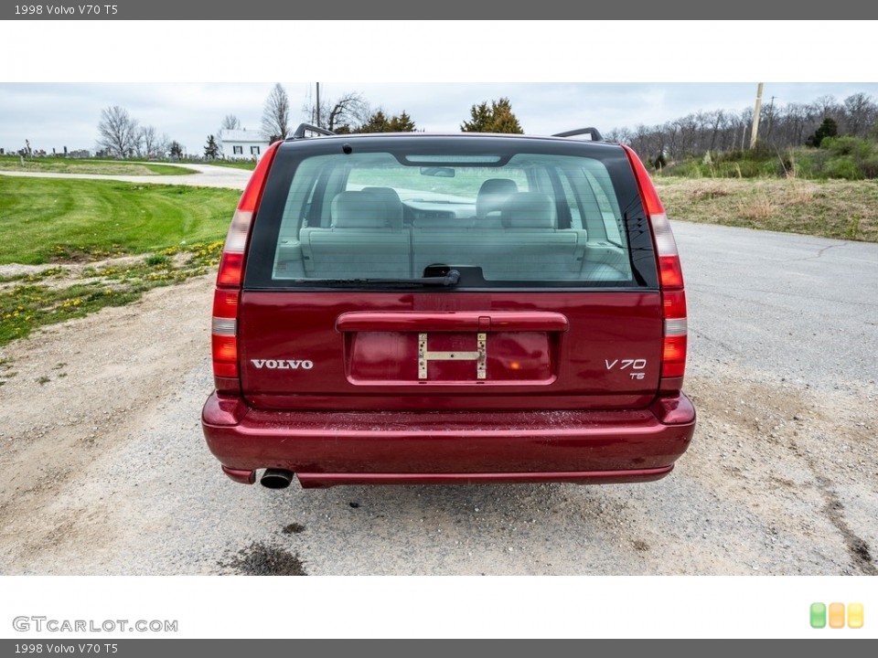 1998 Volvo V70 Badges and Logos