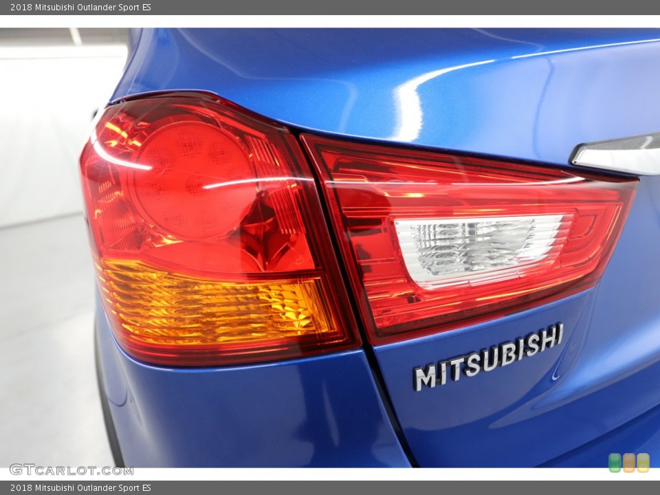 2018 Mitsubishi Outlander Sport Badges and Logos