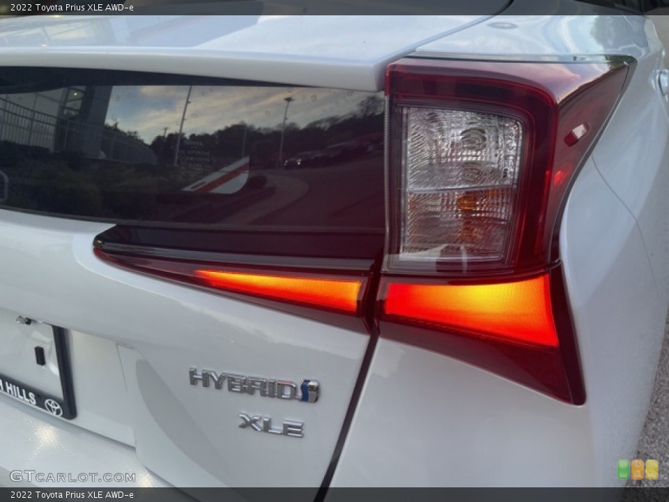 2022 Toyota Prius Badges and Logos