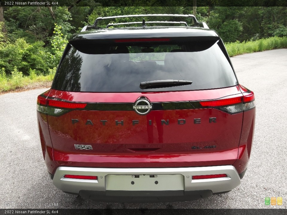 2022 Nissan Pathfinder Badges and Logos