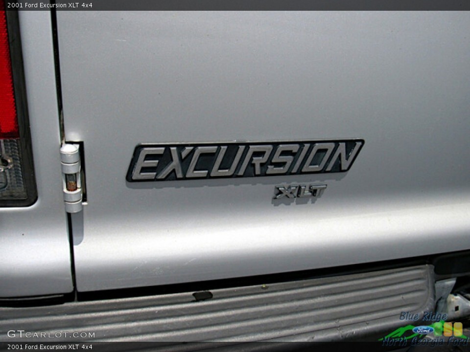 2001 Ford Excursion Custom Badge and Logo Photo #144640356