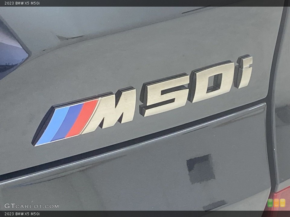 2023 BMW X5 Badges and Logos