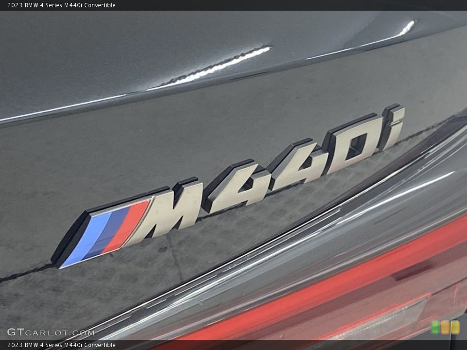 2023 BMW 4 Series Badges and Logos