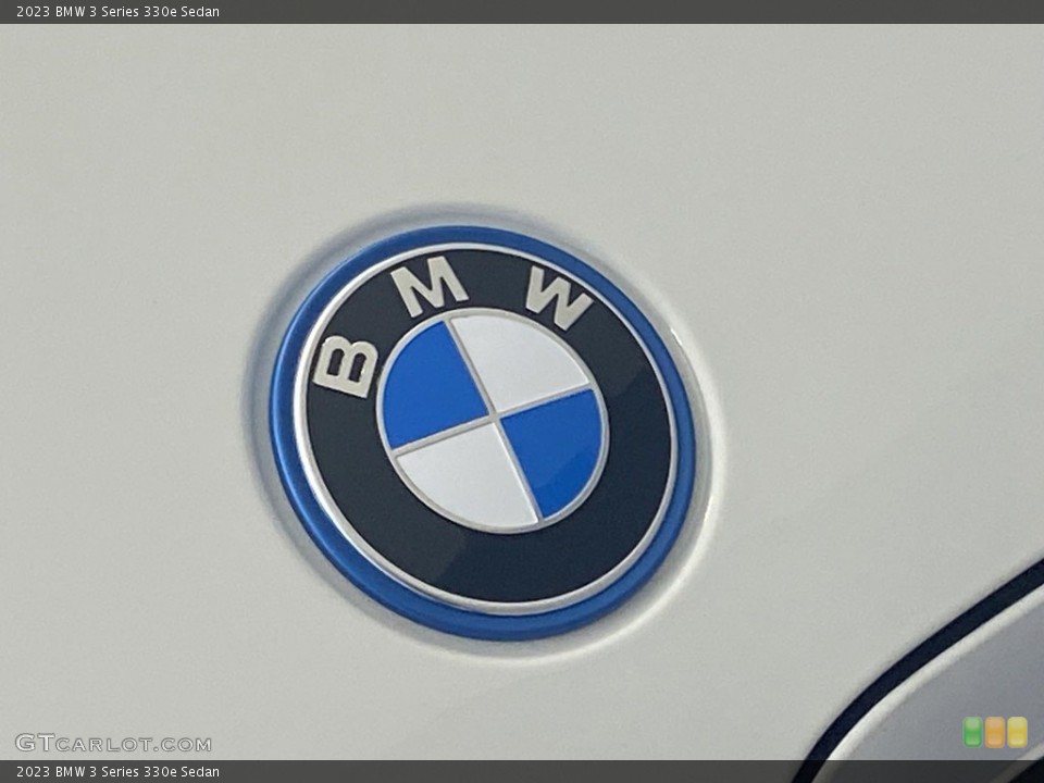 2023 BMW 3 Series Custom Badge and Logo Photo #145008102